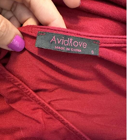 Avid Love red short sleeves top size Small - Picture 3 of 9